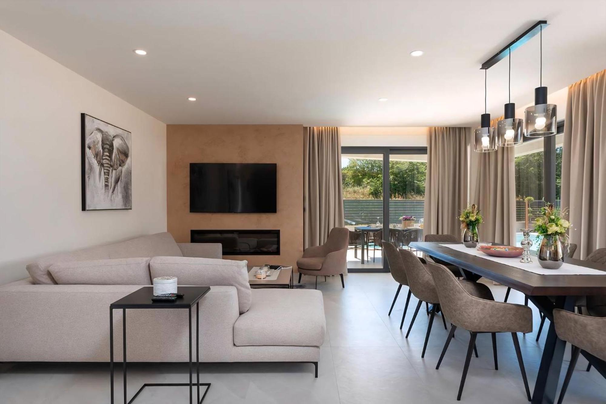 פורץ Luxurioese Villa Perla Mit Pool Und Jacuzzi מראה חיצוני תמונה